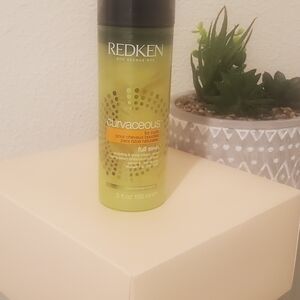 Redken Curvaceous Full Swirl Hair Serum For Curly Hair